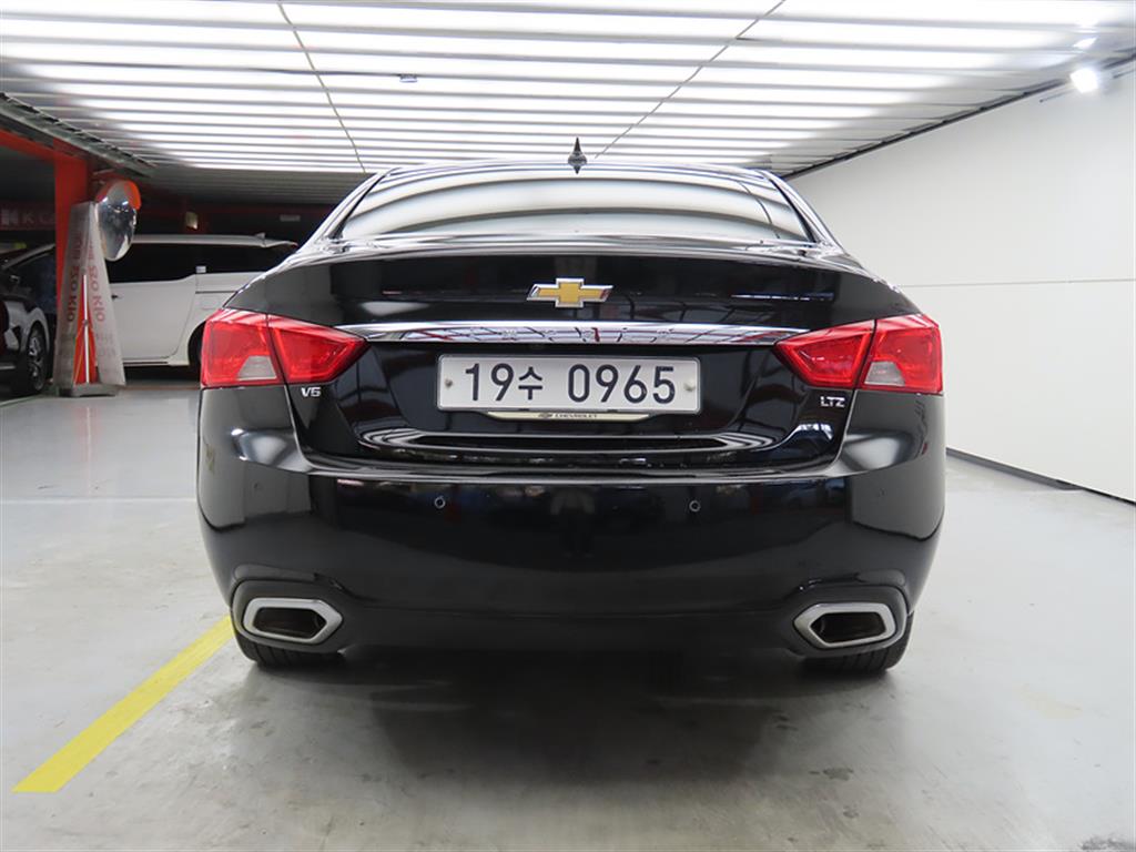 Chevrolet Impala - Vista 3