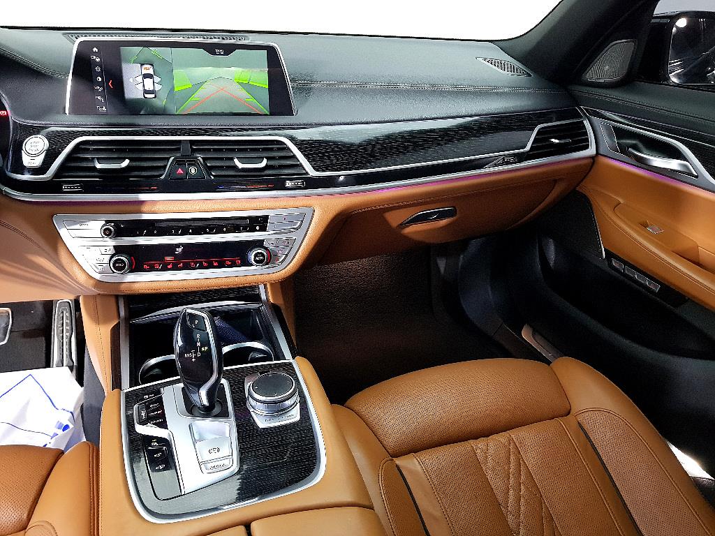 BMW 7 Series - Vista 10