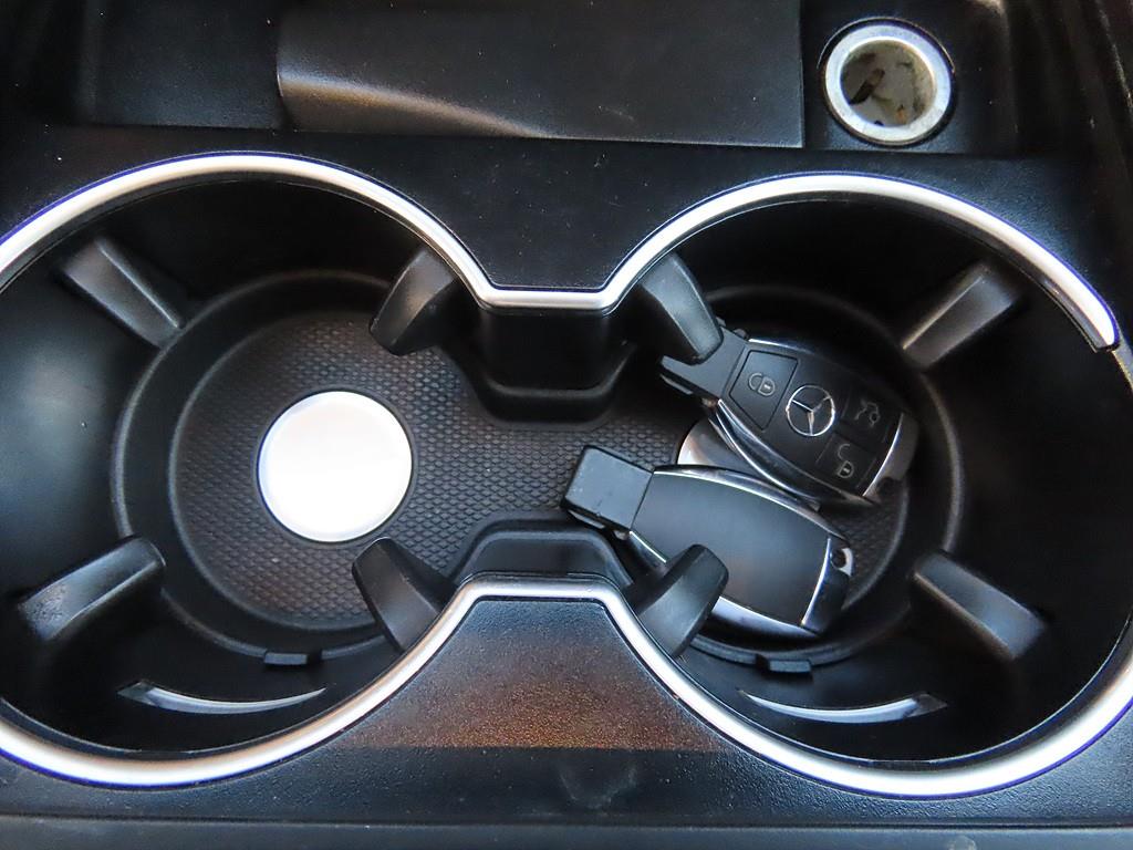 Mercedes Benz GLE Class - Vista 12