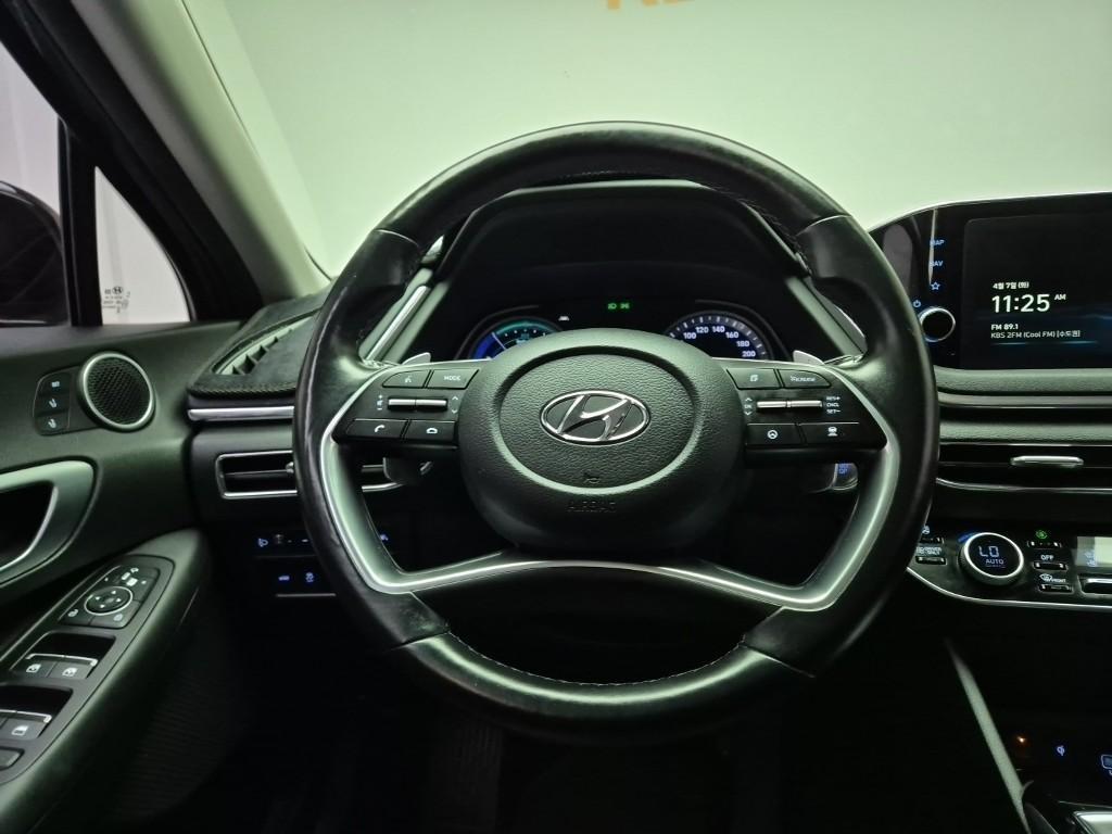 HYUNDAI Sonata - Vista 9