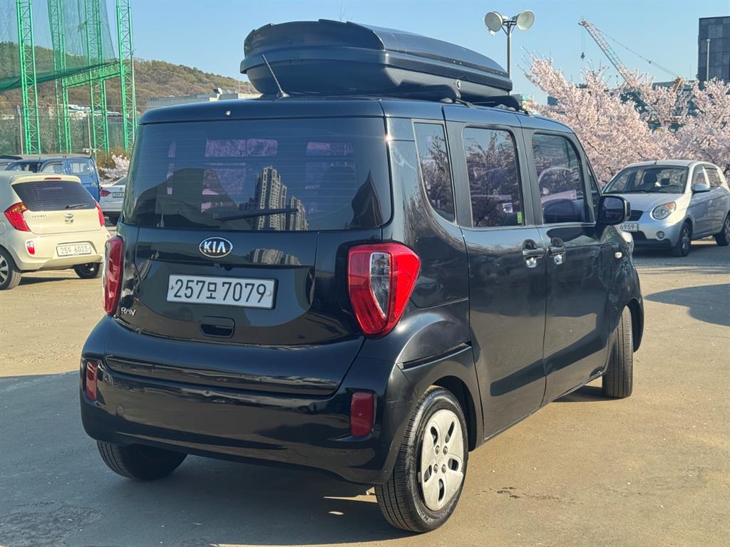 KIA Ray - Vista 4