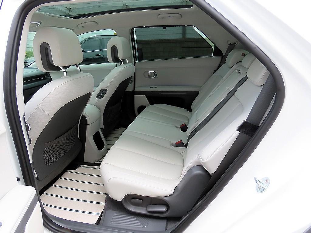 HYUNDAI Ioniq 5 - Vista 6