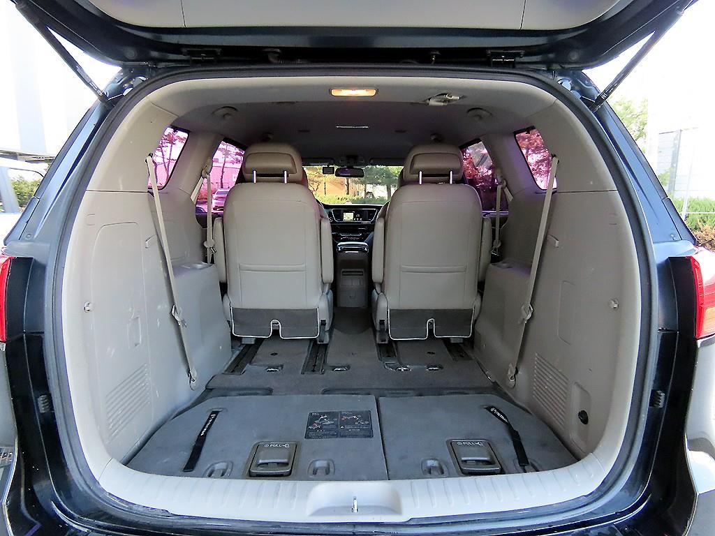 KIA Carnival 2016 Negro - Importación desde Corea - HF Imports Iquique - Foto 18