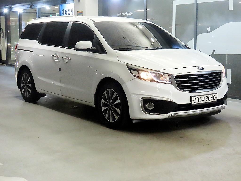 KIA Carnival 2015 Blanco - Importación desde Corea - HF Imports Iquique - Foto 1