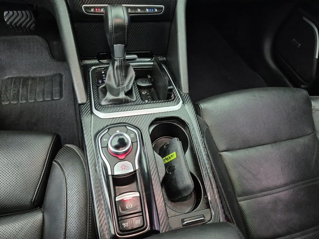 SAMSUNG SM6 - Vista 8