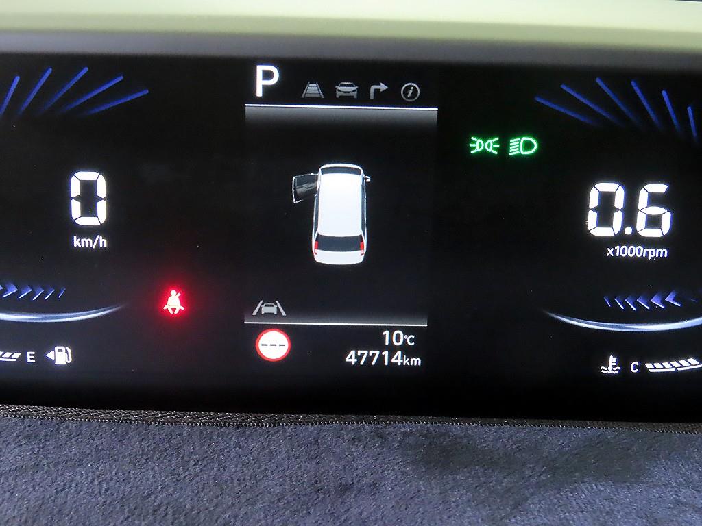 HYUNDAI Staria - Vista 9