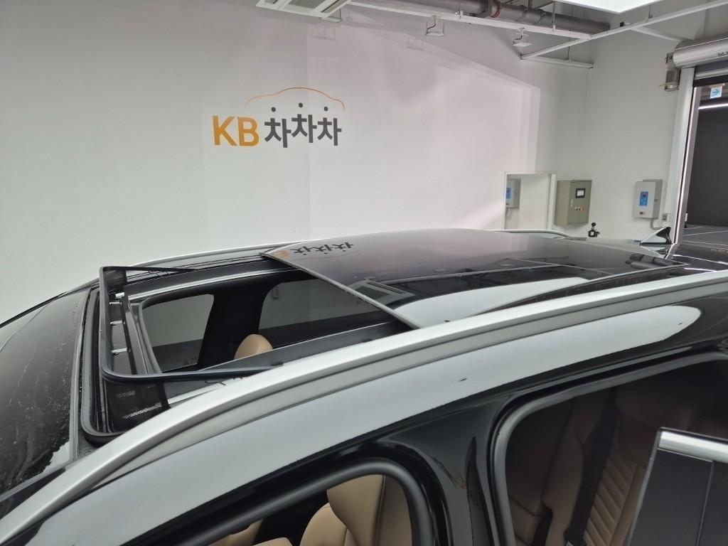 KIA Sorento - Vista 9