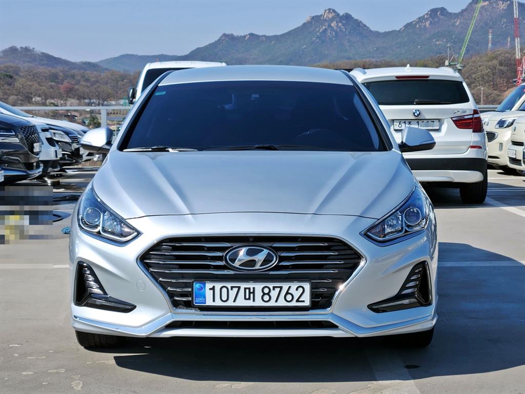 HYUNDAI Sonata - Vista 4