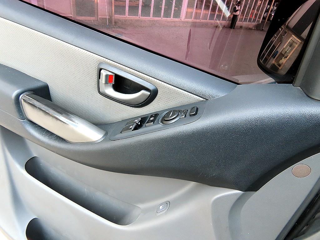 HYUNDAI Starex - Vista 11