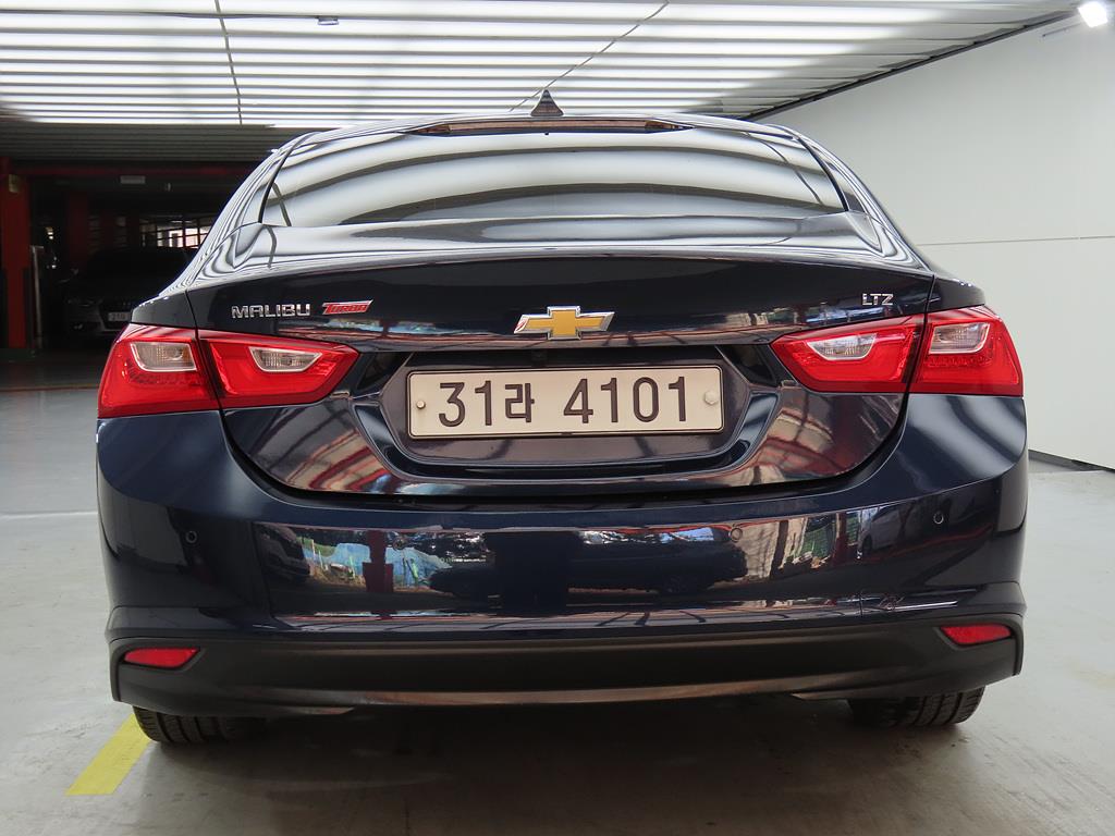 Chevrolet Malibu - Vista 4