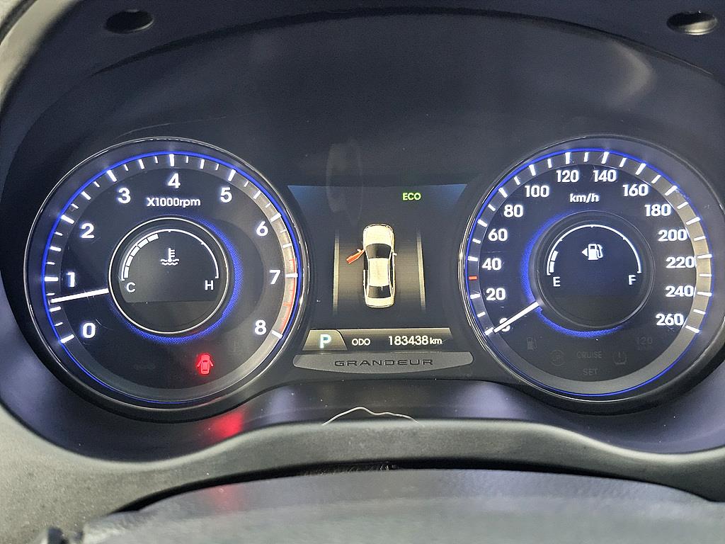 HYUNDAI Grandeur - Vista 7