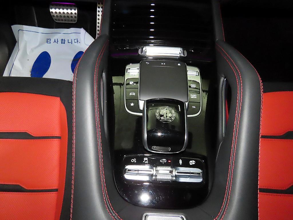 Mercedes Benz GLE Class - Vista 12