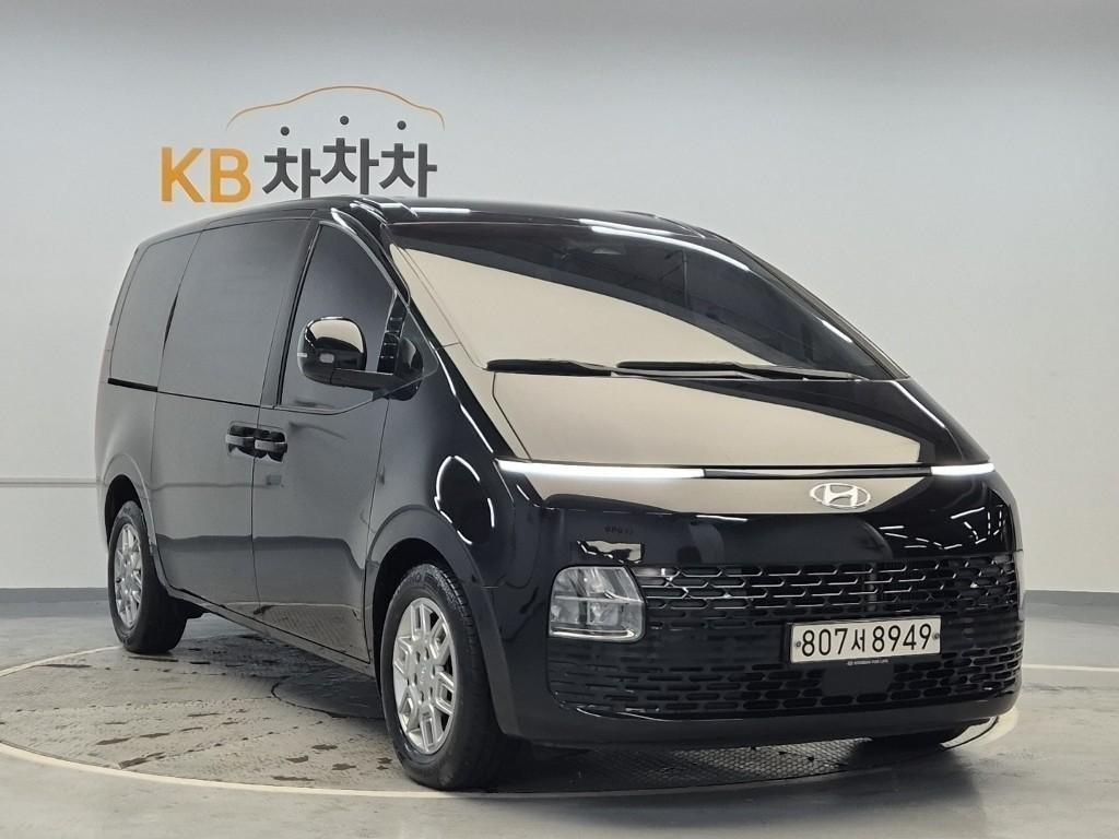 HYUNDAI Staria - Vista 4