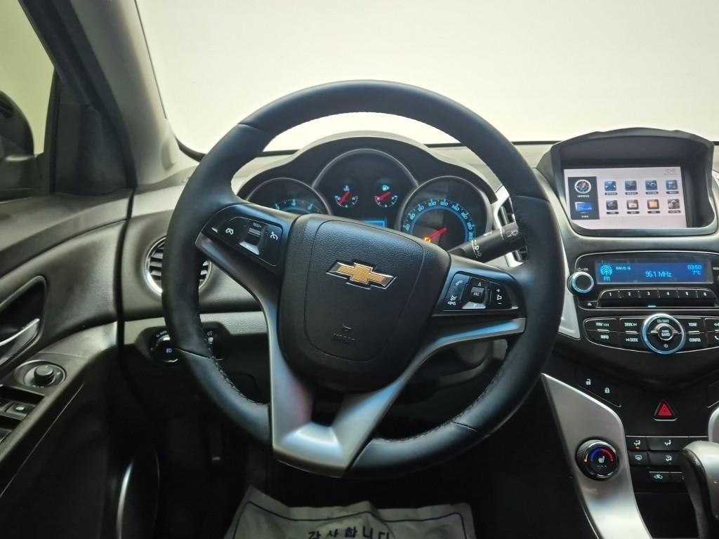 Chevrolet Cruise - Vista 9