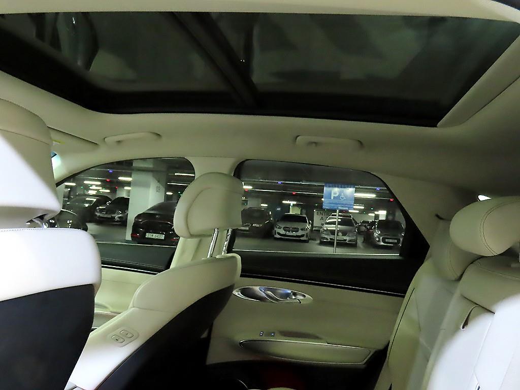 Genesis GV70 2023 Blanco - Importación desde Corea - HF Imports Iquique - Foto 14