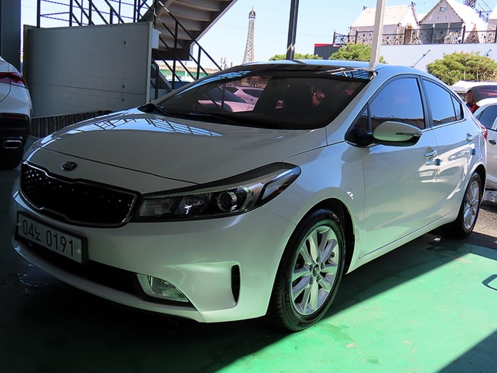 KIA K3 - Vista 2