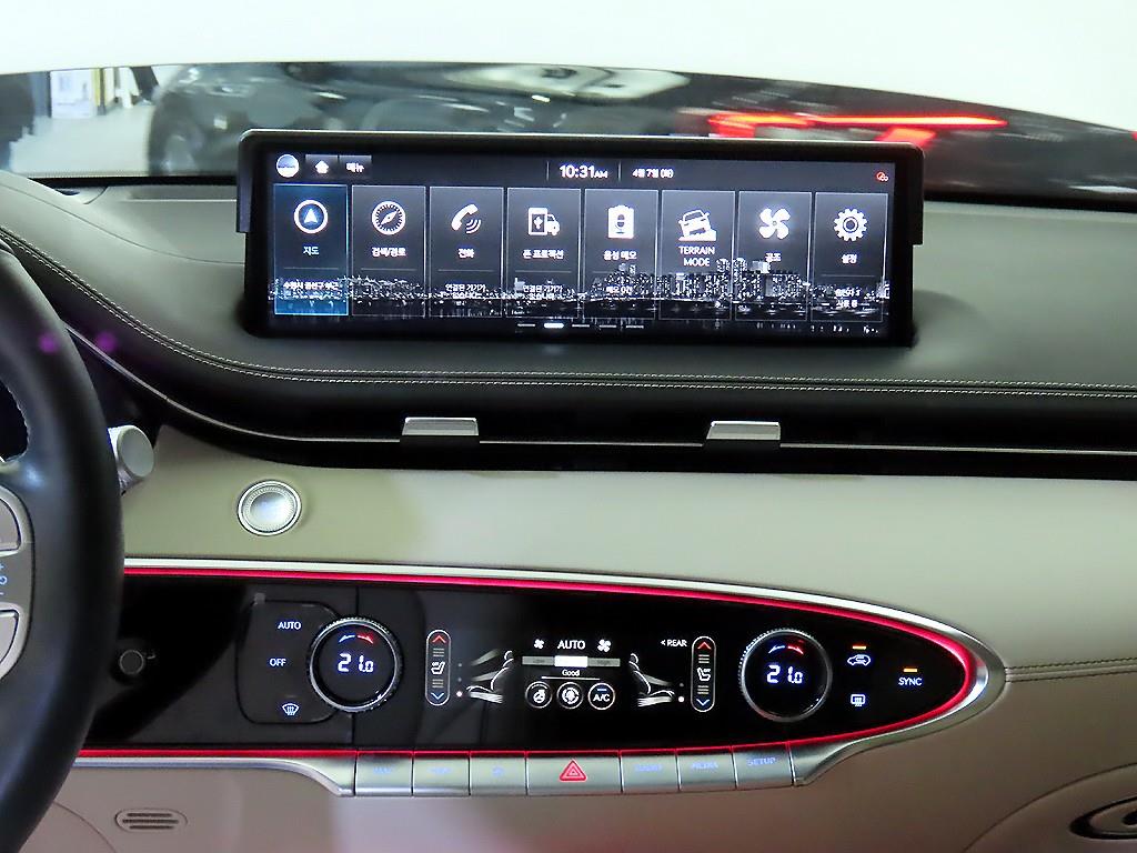 Genesis GV70 - Vista 11