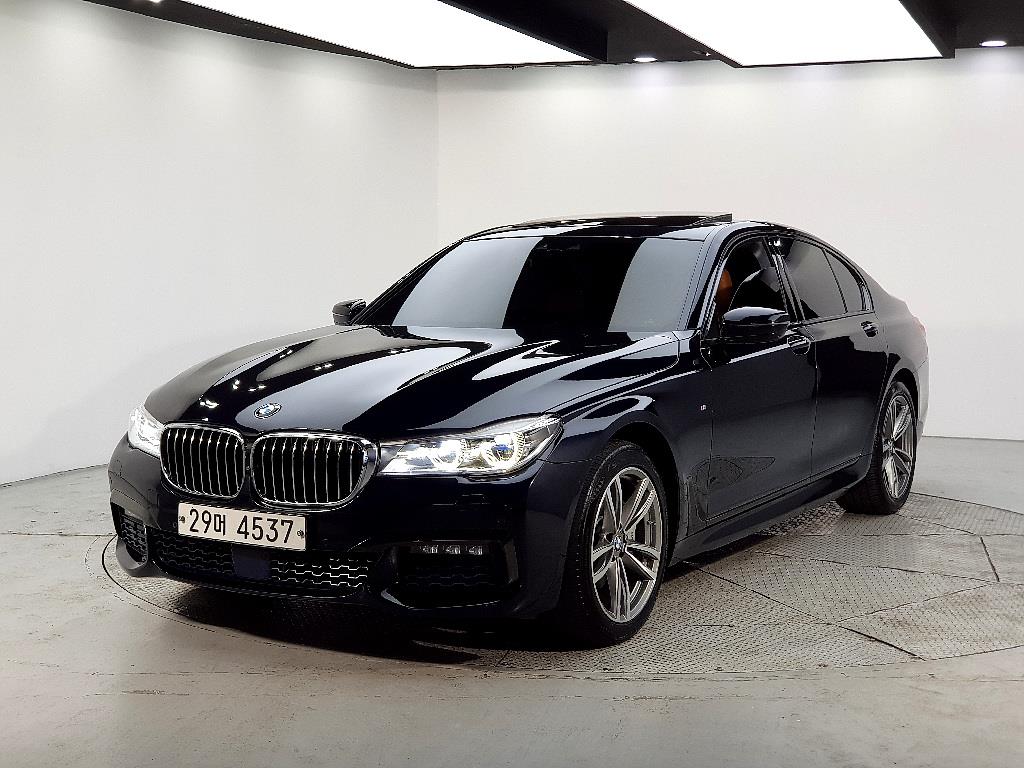 BMW 7 Series 2018 Negro - Importación desde Corea - HF Imports Iquique - Foto 1
