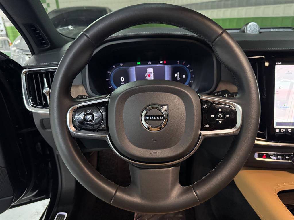 Volvo S90 - Vista 11