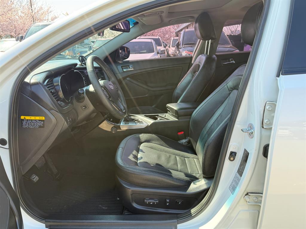KIA K5 - Vista 9