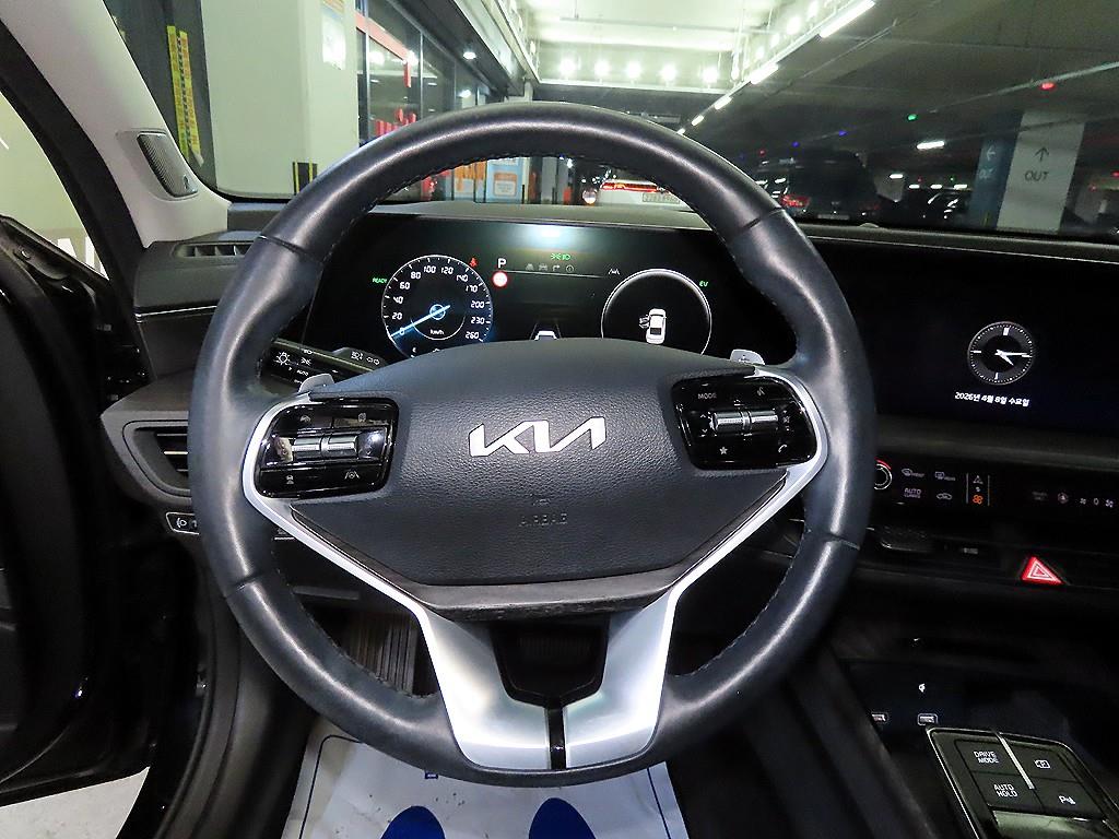 KIA K8 - Vista 8