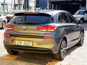 HYUNDAI i30 - Vista 8