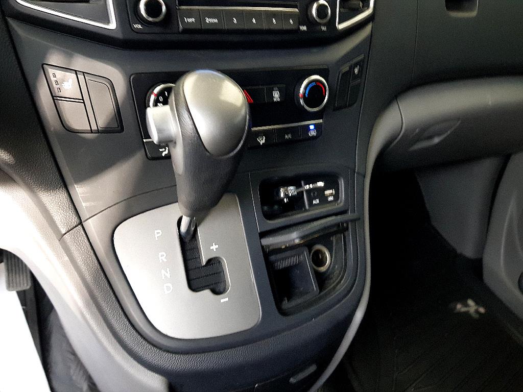 HYUNDAI Starex 2018 Negro - Importación desde Corea - HF Imports Iquique - Foto 13