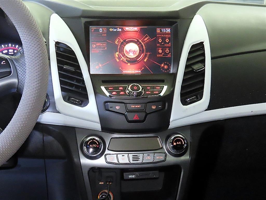 Ssangyong Korando - Vista 11