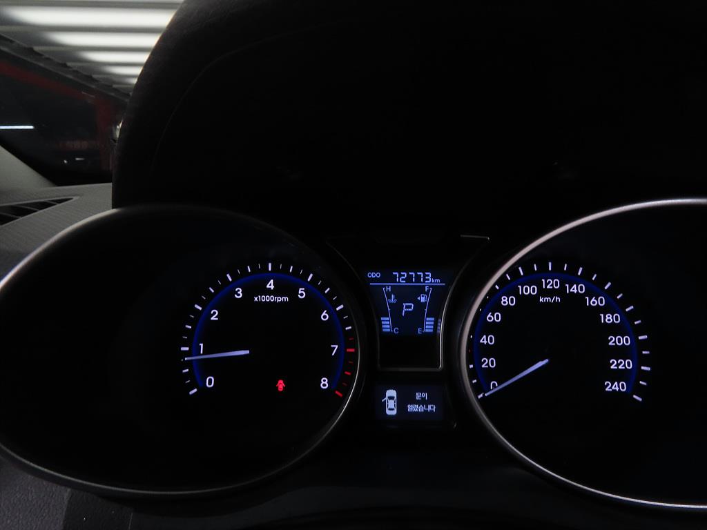 HYUNDAI Veloster - Vista 9