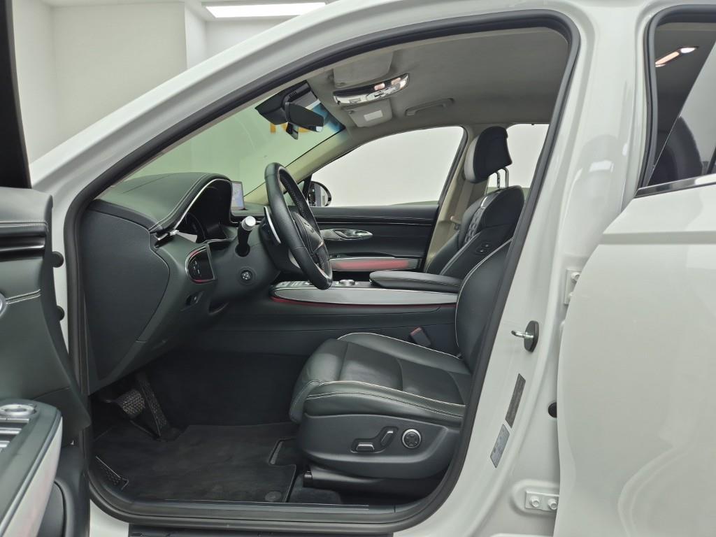 Genesis GV70 - Vista 11