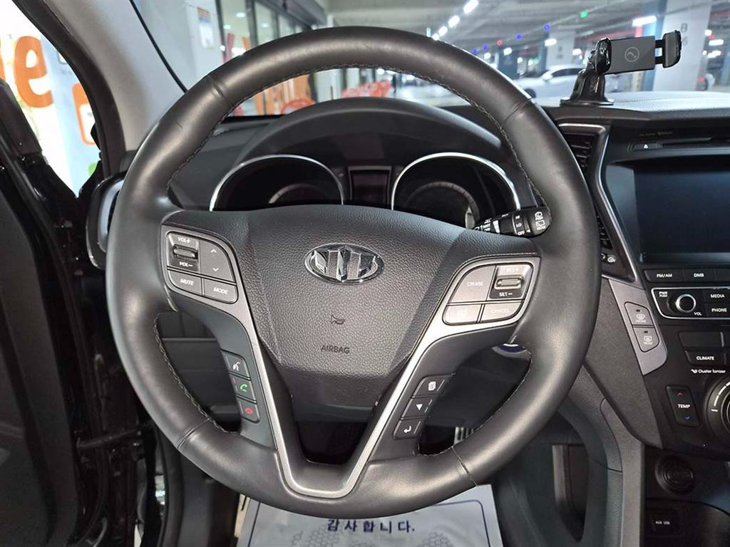 HYUNDAI Santa Fe - Vista 8