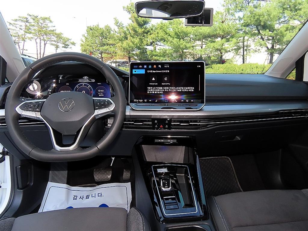 Volkswagen Golf - Vista 7