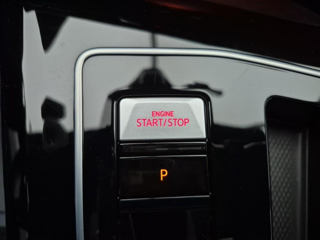 Volkswagen Golf 2024 Blanco - Importación desde Corea - HF Imports Iquique - Foto 18