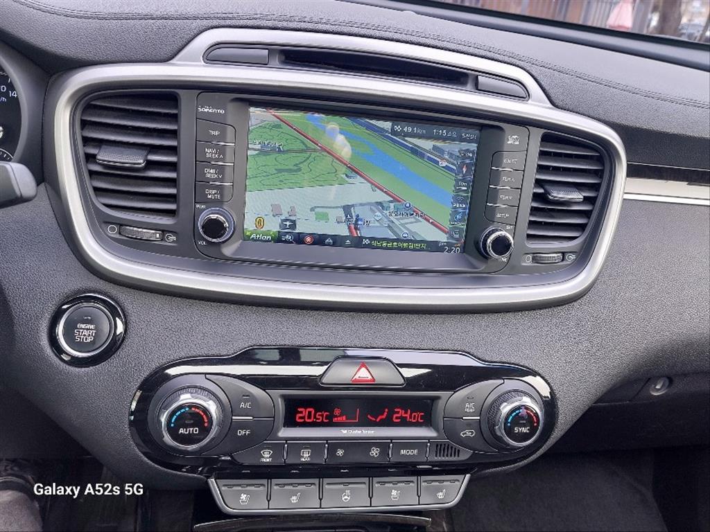 KIA Sorento - Vista 12