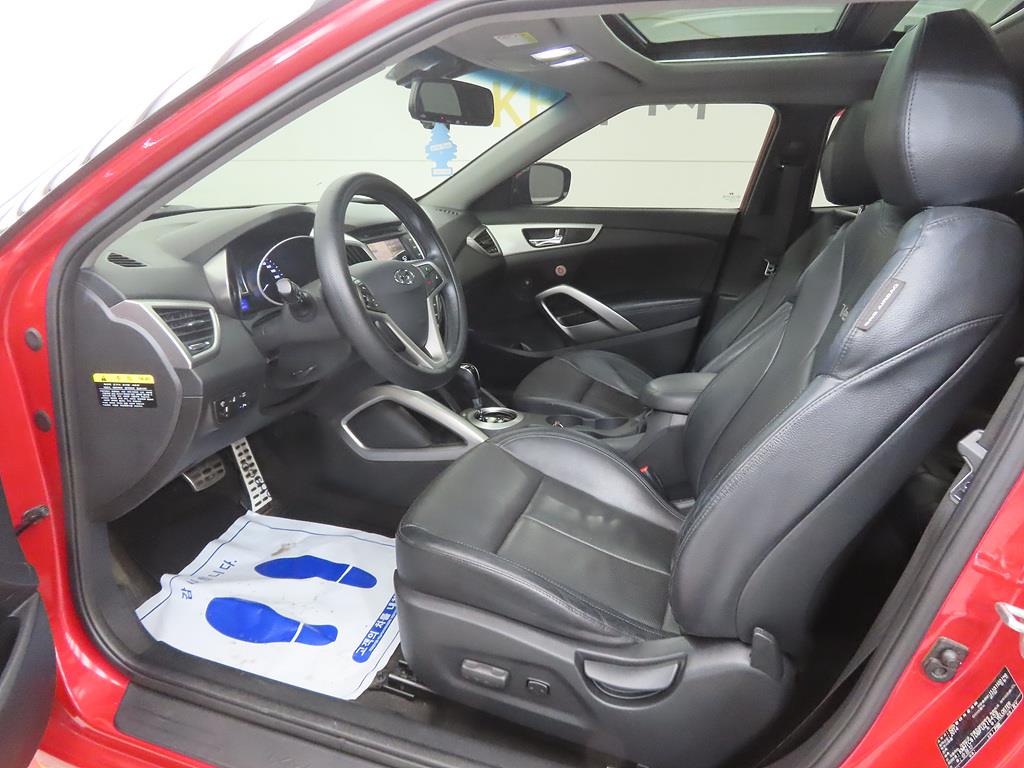 HYUNDAI Veloster - Vista 5