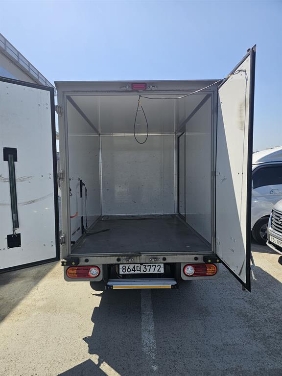 Small Truck Normal Box(High Deck) - Vista 4