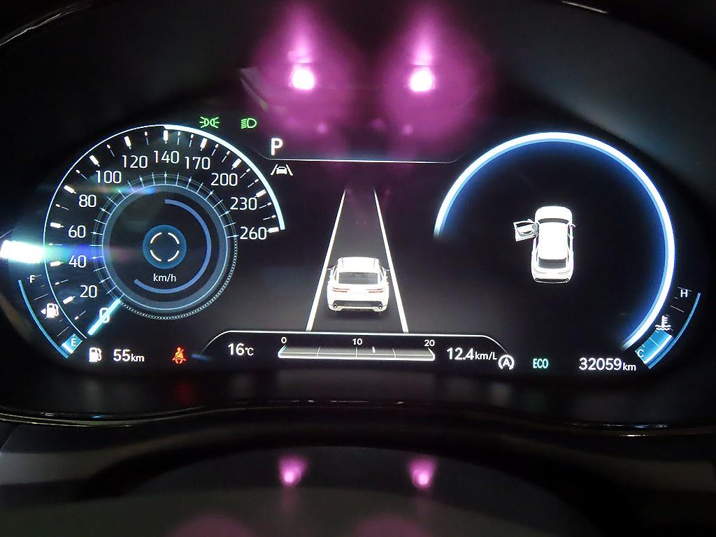 Genesis GV70 - Vista 9