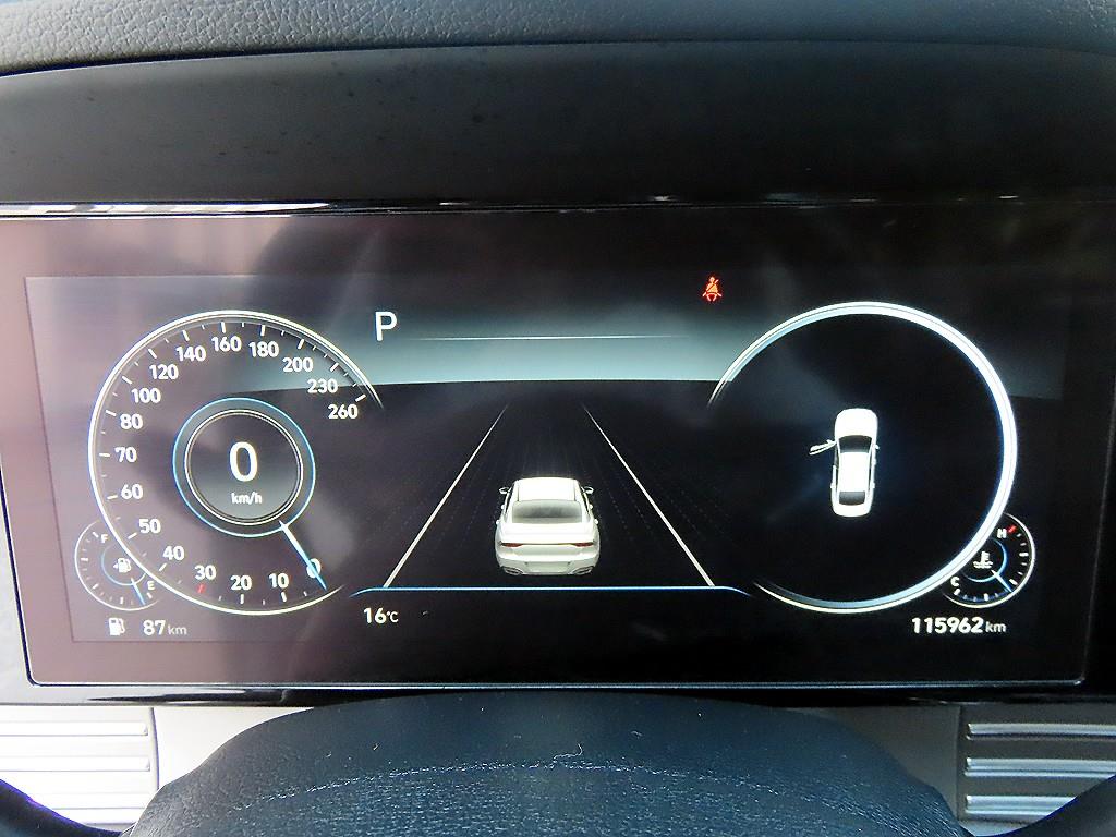 HYUNDAI Grandeur - Vista 9