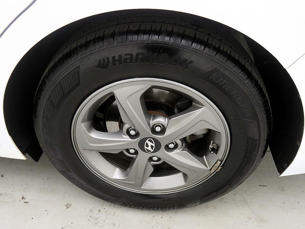 HYUNDAI Avante 2017 Blanco - Importación desde Corea - HF Imports Iquique - Foto 20