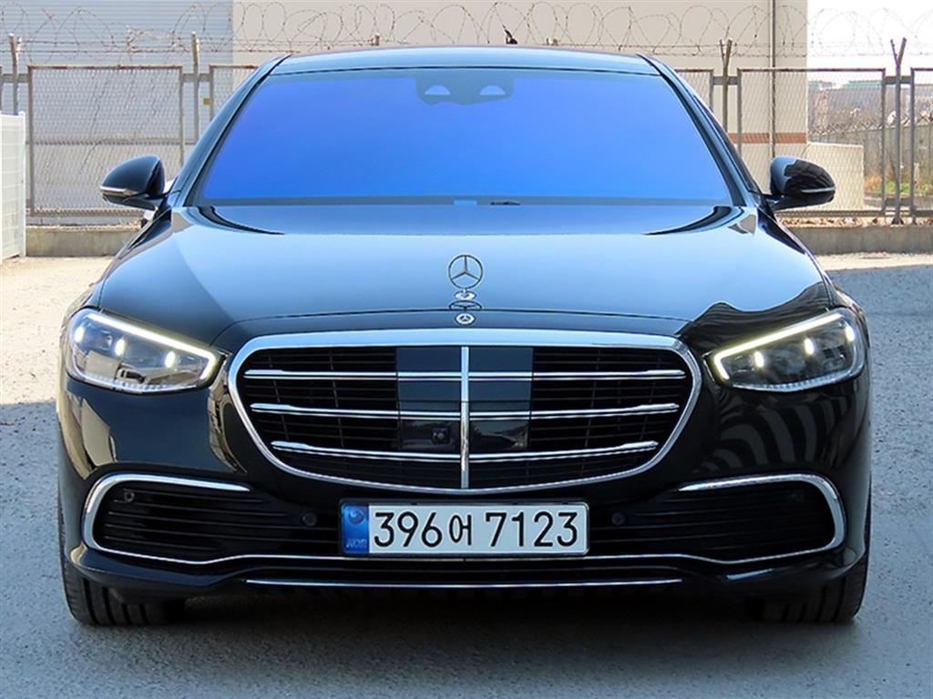 Mercedes Benz S Class 2021 Negro - Importación desde Corea - HF Imports Iquique - Foto 1