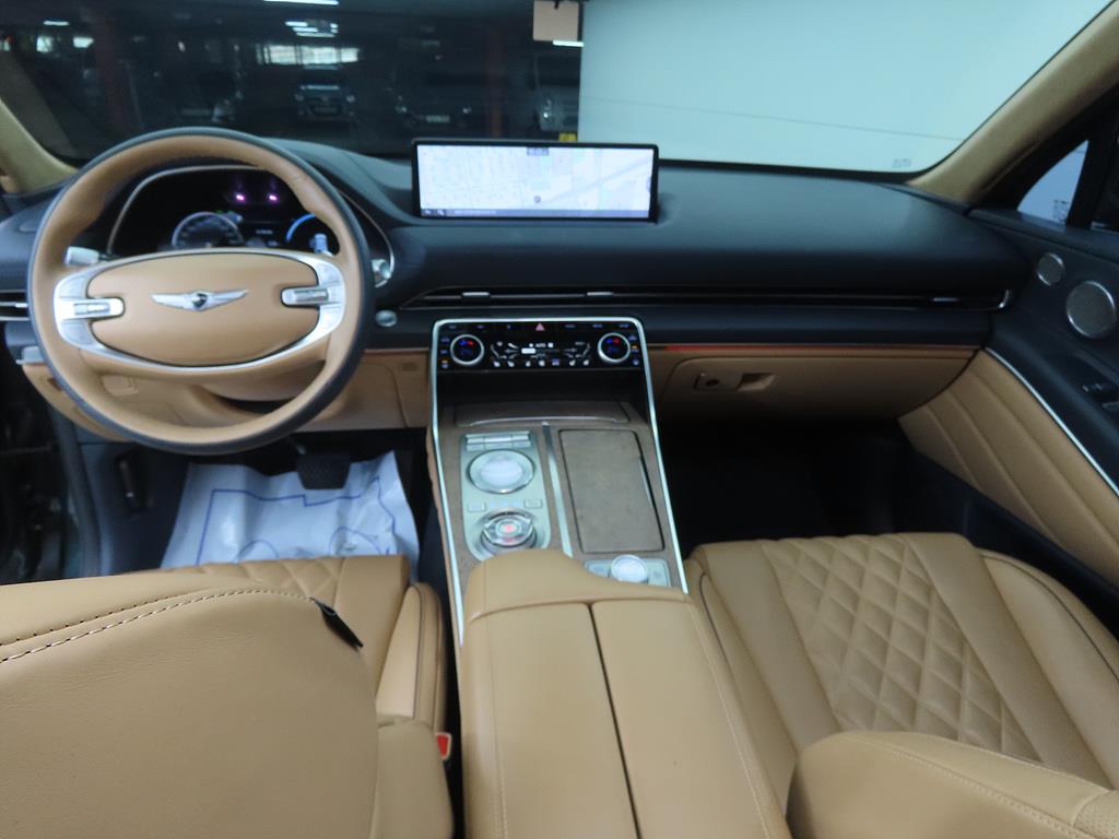 Genesis GV80 - Vista 7