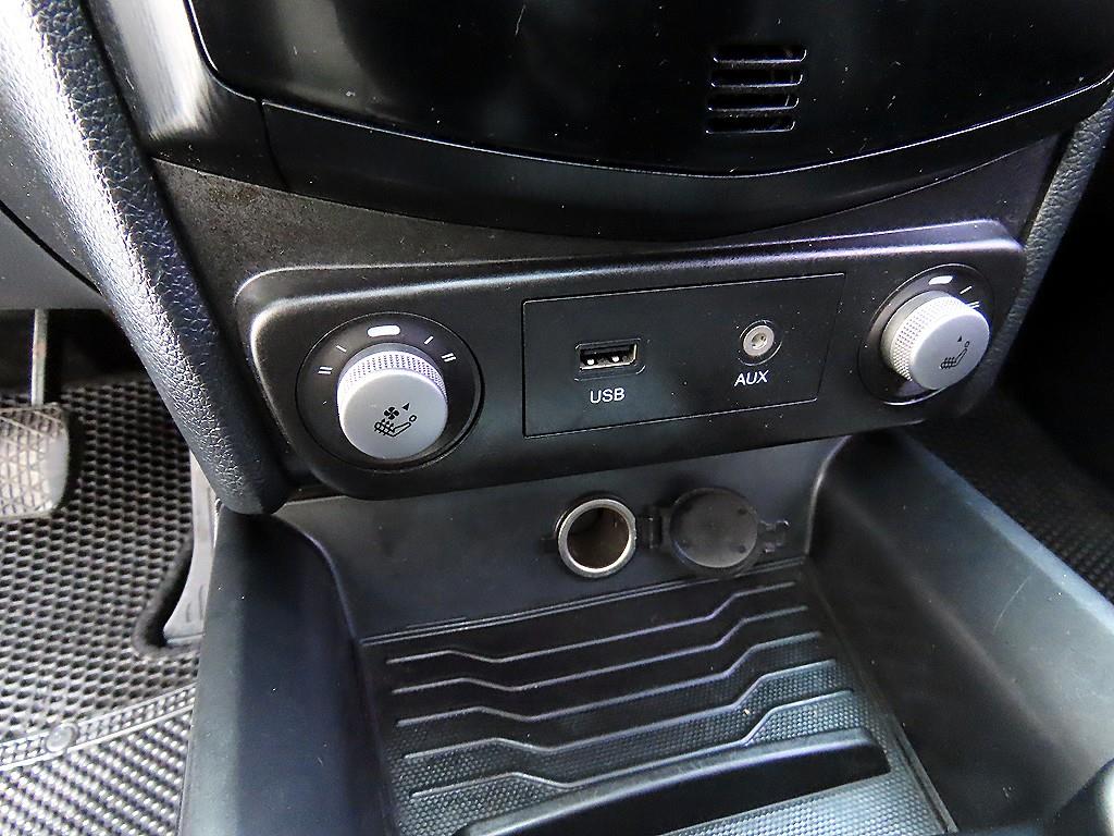 Ssangyong Tivoli 2016 Azul - Importación desde Corea - HF Imports Iquique - Foto 13