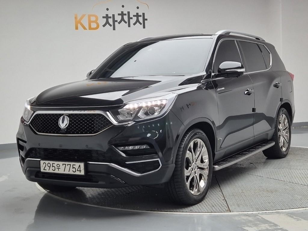 Ssangyong Rexton 2019 Negro - Importación desde Corea - HF Imports Iquique - Foto 1