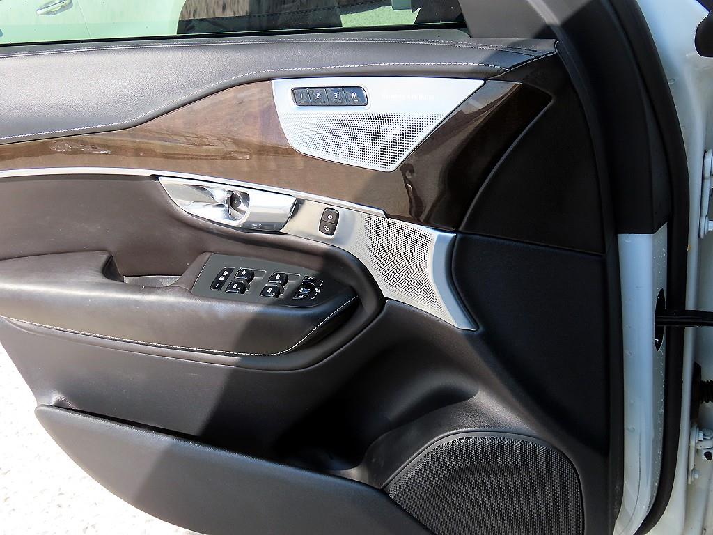 Volvo XC90 - Vista 12