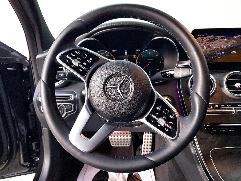 Mercedes Benz C Class - Vista 11