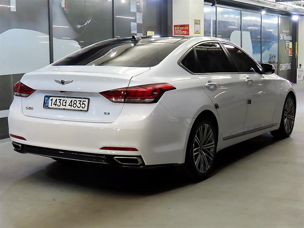 Genesis G80 - Vista 4