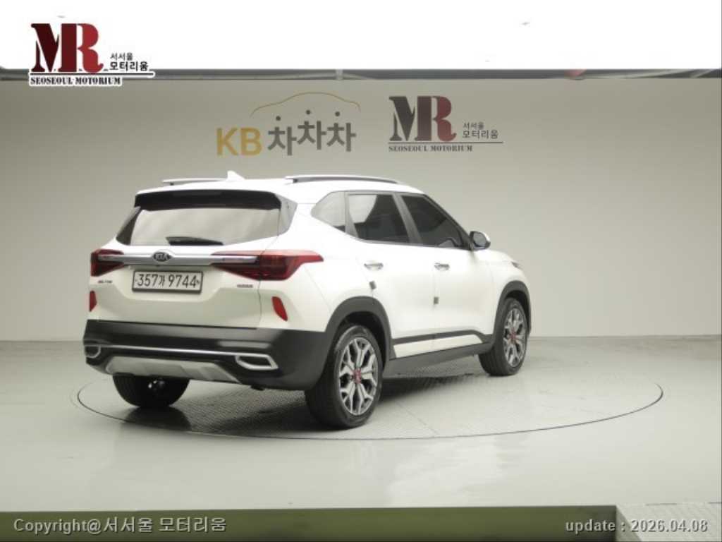 KIA Seltos - Vista 2