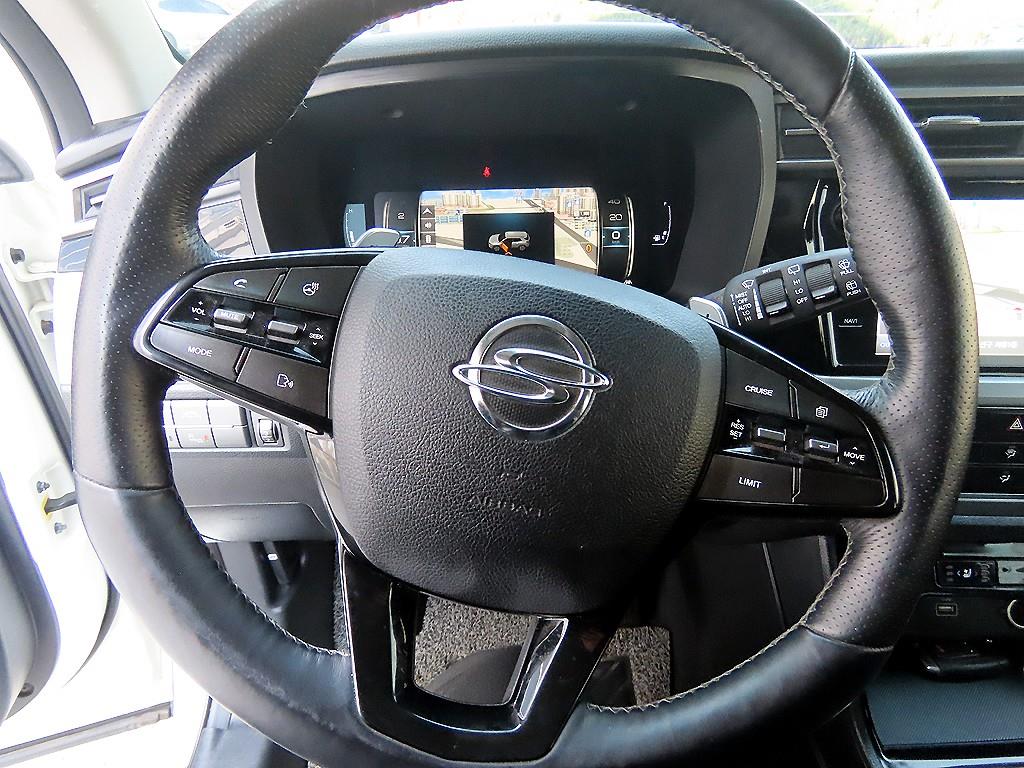 Ssangyong Korando - Vista 8