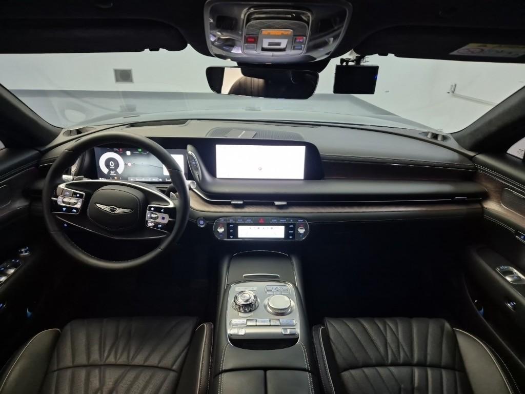 Genesis G90 - Vista 7