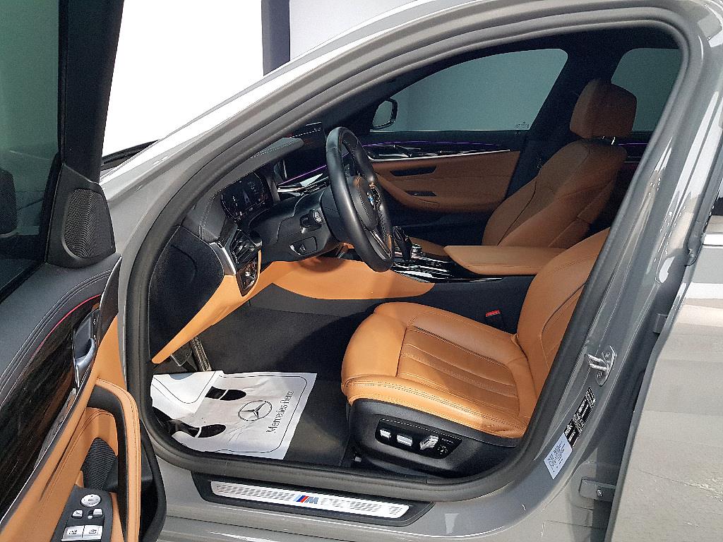 BMW 5 Series - Vista 8